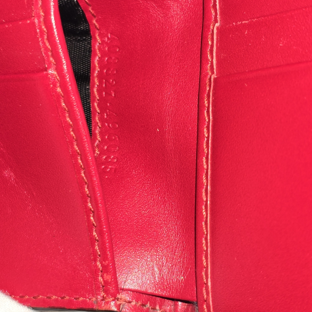 Gucci Red Guccissima Embossed Web Wallet - Picture 5 of 7